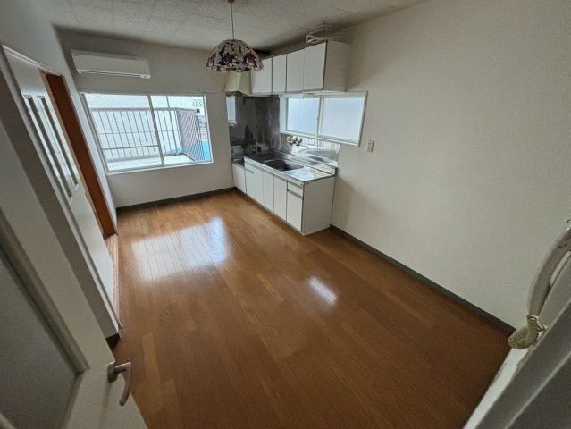 めぐみ屋ビルのキッチン
