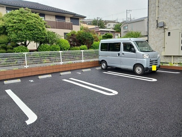 【駐車場】