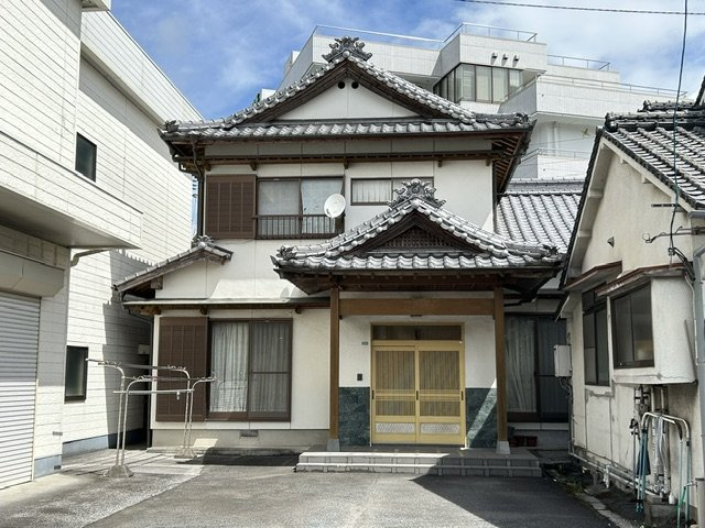 佐伯市鶴岡町の外観