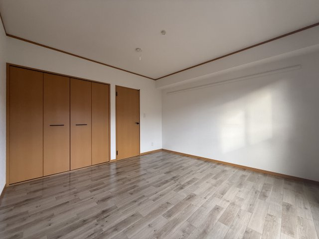 プラムガーデンＡの寝室