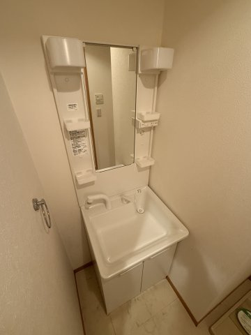 プラムガーデンＡの独立洗面台