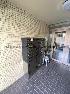 センチュリー野方のエントランス|毎日通るエントランスはこのようになっています