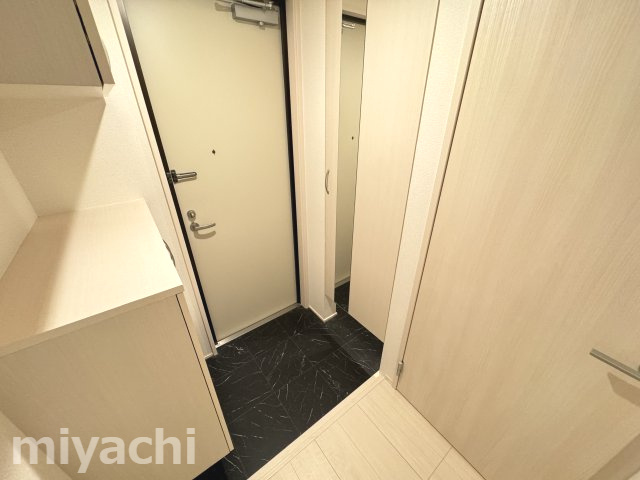 ジャスミンHYM　Ⅰの玄関