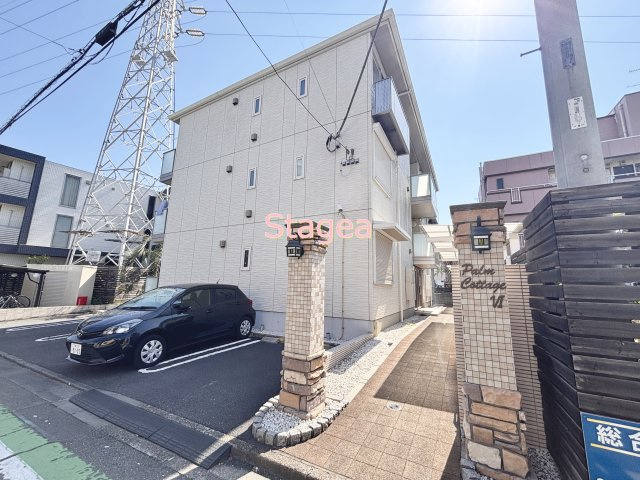 パームコテージⅥ番館の外観