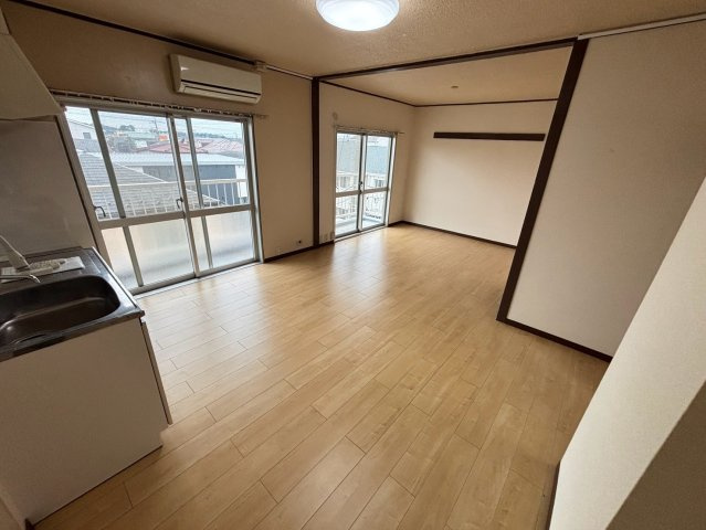 柳橋東和マンションＢの居間・リビング