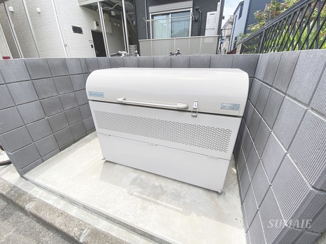 ラミアアルテ西大宮のその他共用部分|ごみ置き場です☆