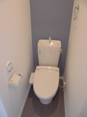 クレストウッドのトイレ|清潔感のあるトイレです