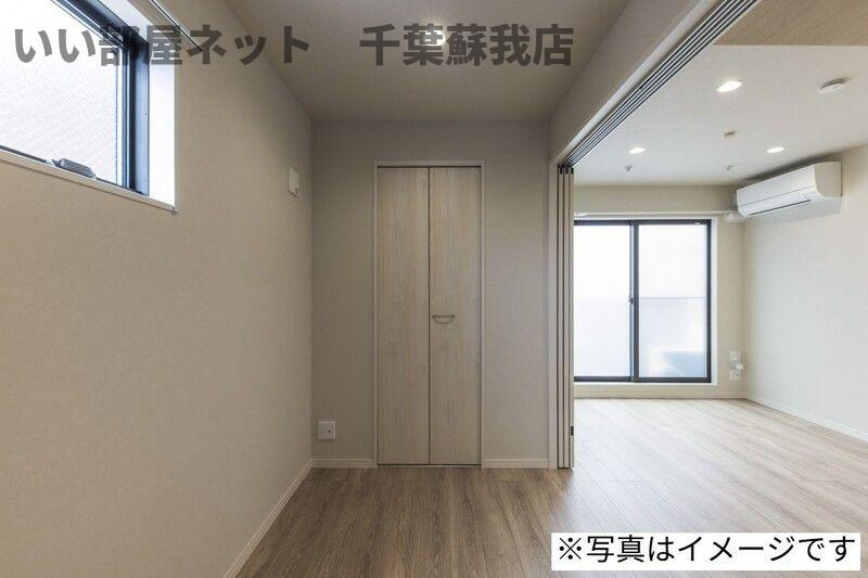 robot home 亥鼻Ⅱ(ロボットホーム イノハナツー)の居間・リビング