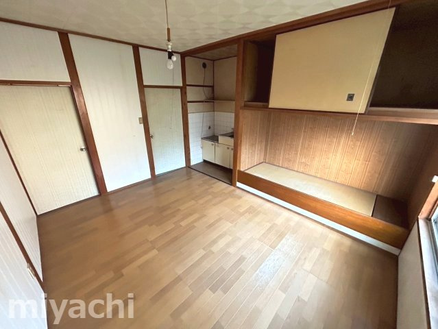 山田荘庫の間取り