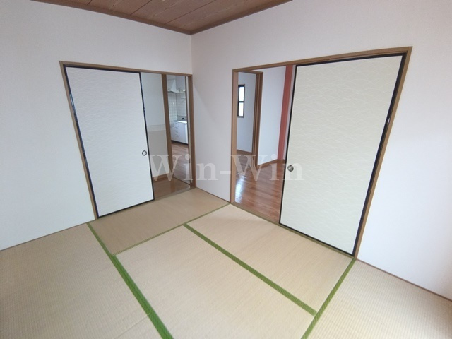 グリシーナ Bの和室