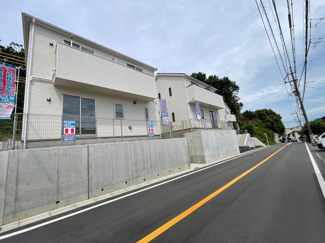 【外観】 | 町田市薬師台　新築分譲住宅　全13棟（7号棟）/今回販売9棟 | 外観（13号棟、12号棟）