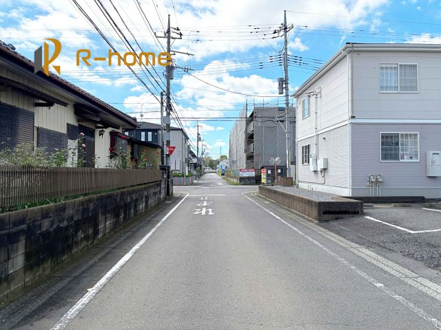 つくば市花畑3丁目　新築戸建て　A号棟の前面道路含む現地写真|『今から見たい！』大歓迎です♪
お気軽にＲ－ｈomeまでお問い合わせください。