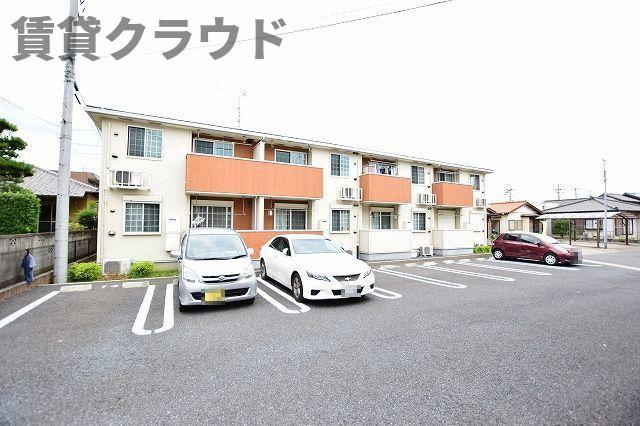 セゾン・スプリングⅠの駐車場|駐車場完備です