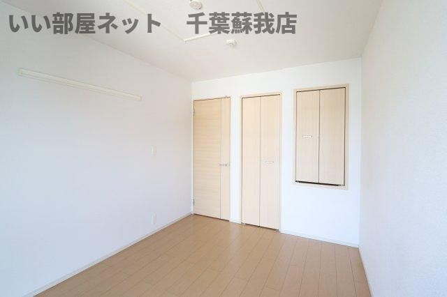 セゾン・スプリングⅠの洋室|ゆったりした洋室です