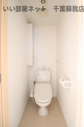 セゾン・スプリングⅠのトイレ|コンパクトで使いやすいトイレです