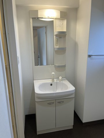 ラファセエクセレンシア呉服町　博多小学校区の洗面所|ラファセエクセレンシア呉服町