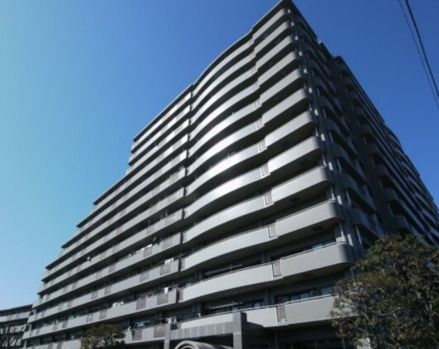 パークスクエア浦和の外観|◆JR埼京線『南与野』駅徒歩14分◆JR京浜東北線『北与野』駅、バス乗車11分「山久保」停歩4分◆総戸数277戸のビックコミュニティで管理人週7日勤務で安心◆オートロック付き！ペット飼育可（※細則有）
