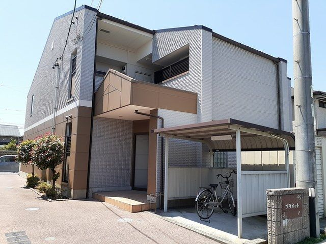 プラネットＢの外観