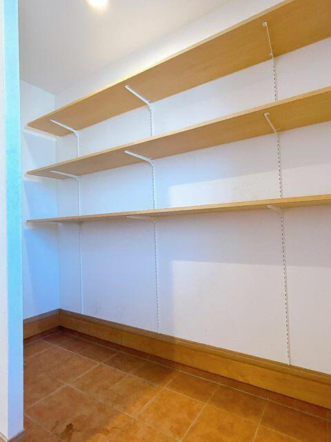 富士市森島の中古一戸建|玄関収納