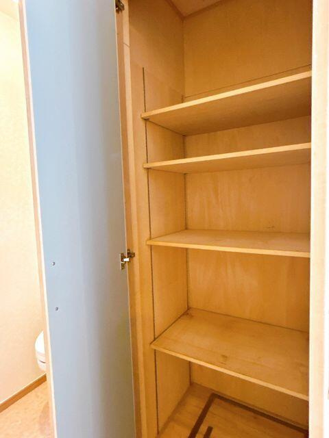 富士市森島の中古一戸建|１階トイレ横収納