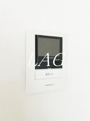 【セキュリティ】 | ベルソーレ | モニター付きインターホンです。