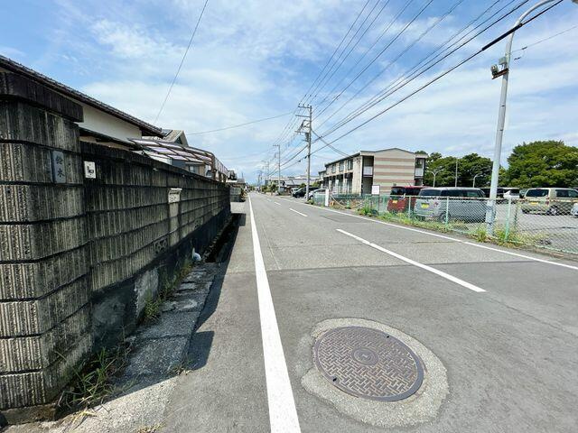富士市鮫島の中古一戸建|前面道路