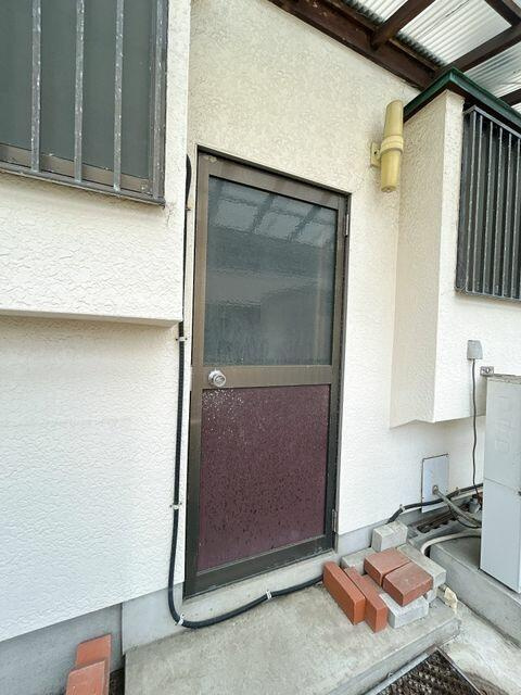 富士市鮫島の中古一戸建|裏口
