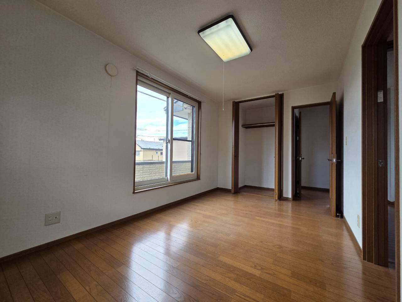 昭和南4丁目　5SLDK　中古住宅の内装