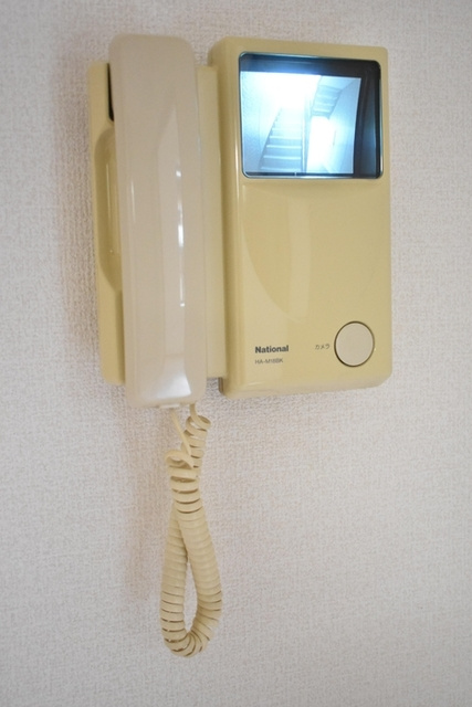 ヴァレンサ氷川　Aのトイレ|洋式トイレ。