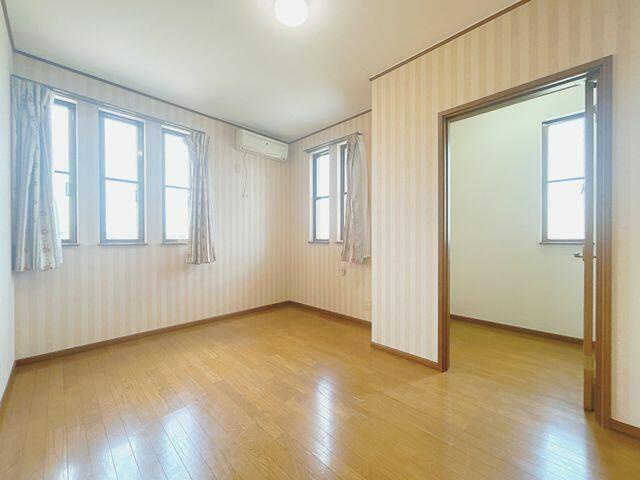 富士市宮島の中古一戸建|２階約５．４５帖洋室