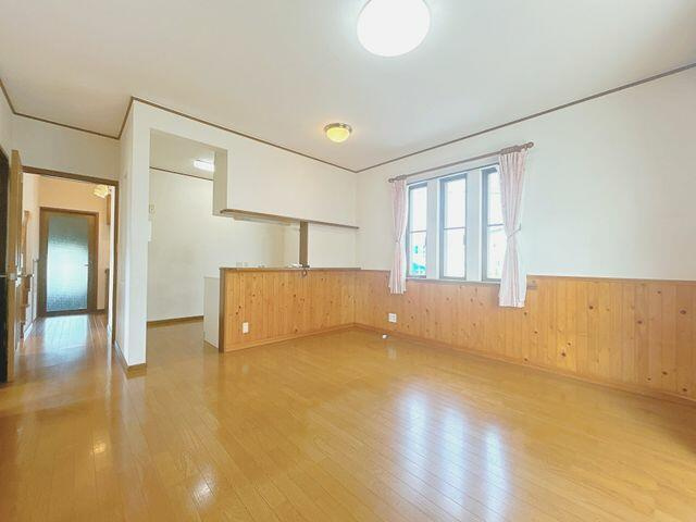 富士市宮島の中古一戸建|１階約１４帖ＬＤＫ