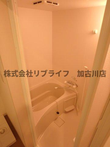 ジーメゾン新在家の浴室
