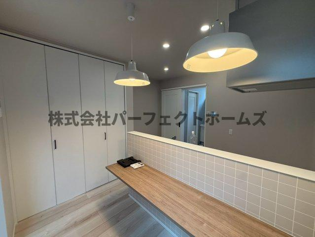 須山町戸建　賃貸の居間・リビング|ゆったり過ごせる居間です