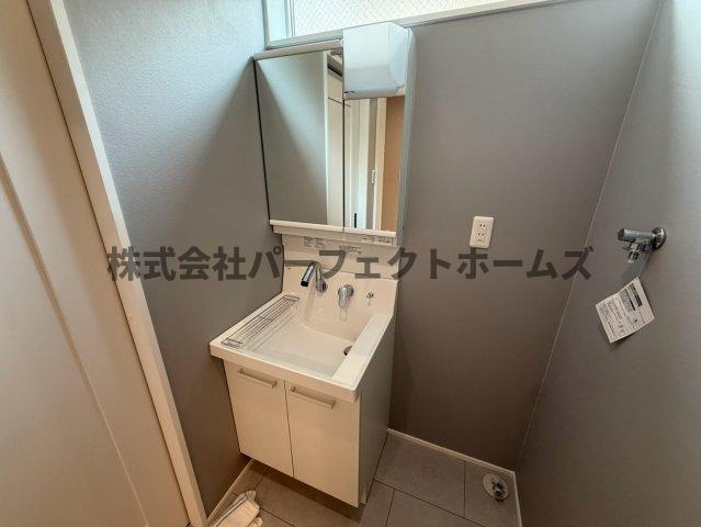 須山町戸建　賃貸の独立洗面台|独立洗面台です