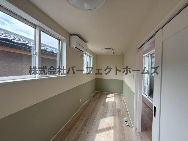 須山町戸建　賃貸の洋室|広々とした洋室です