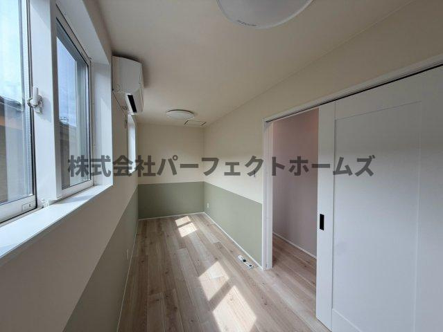 須山町戸建　賃貸の洋室|使い勝手のいい洋室です