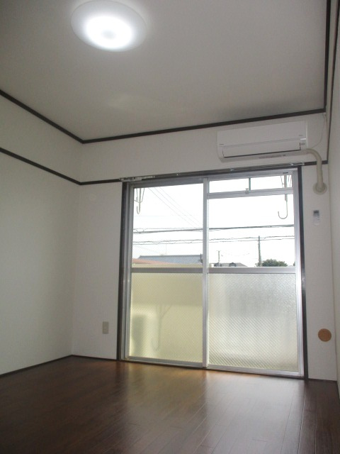 玉野屋コーポラスの内装