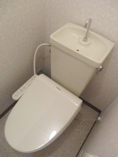 玉野屋コーポラスのトイレ