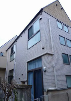 シャルマン中野坂上の外観