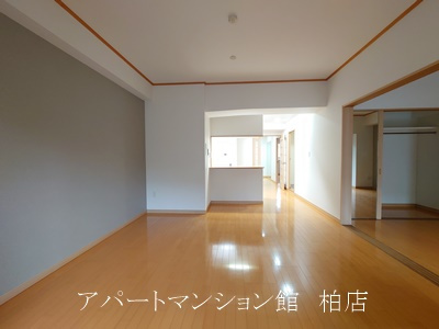 T's garden北柏　１号棟の居間・リビング