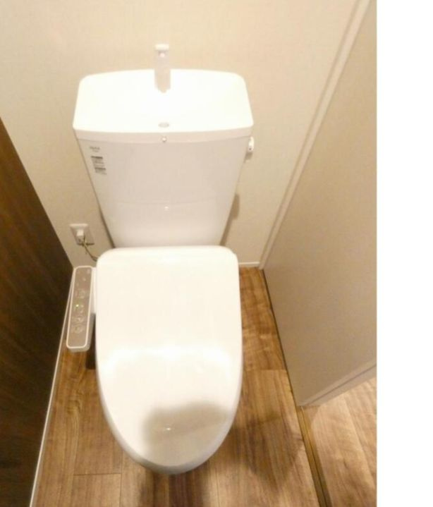 S5 BLDGのトイレ|落ち着いたトイレです