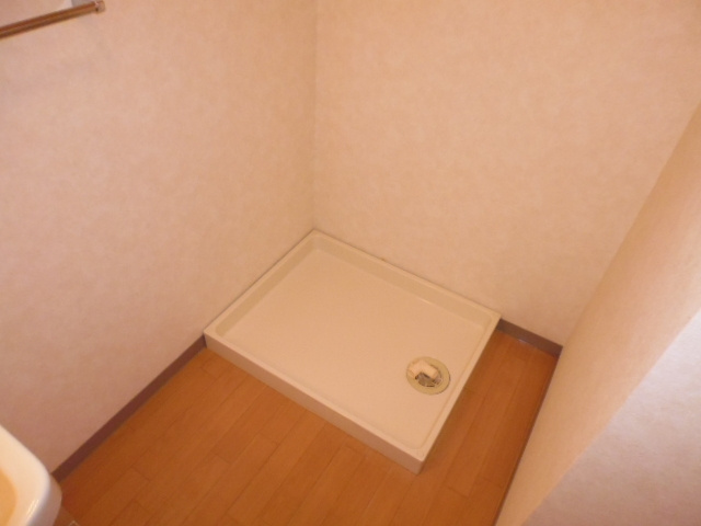 博愛館のその他|洗濯機置き場