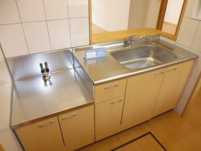 博愛館のキッチン|ガスコンロ設置可