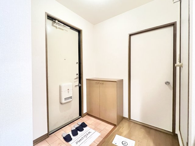 エーデルハイム Eの玄関|毎日通る玄関はこちらです