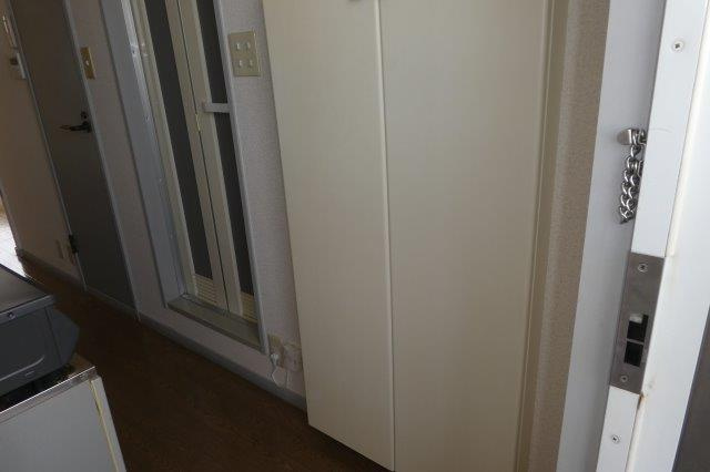 サンライフひろみねＣの内装|シューズボックス