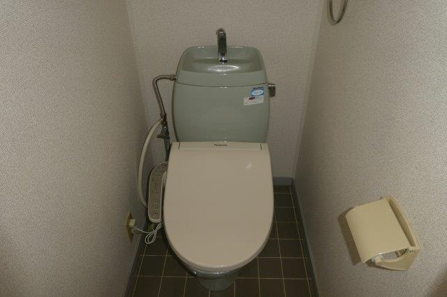 サンライフひろみねＣのトイレ|ウォシュレット