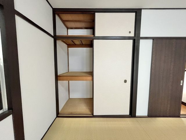 北野田貸家の収納