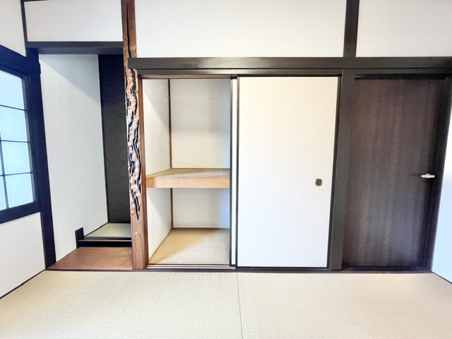 北野田貸家の収納