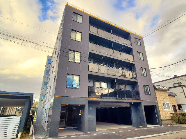 札幌市中央区北二条西２３丁目の賃貸マンション