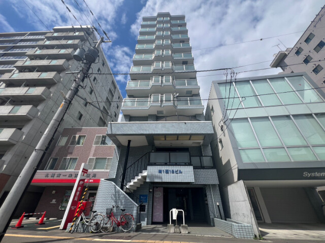 南１西１８ビル